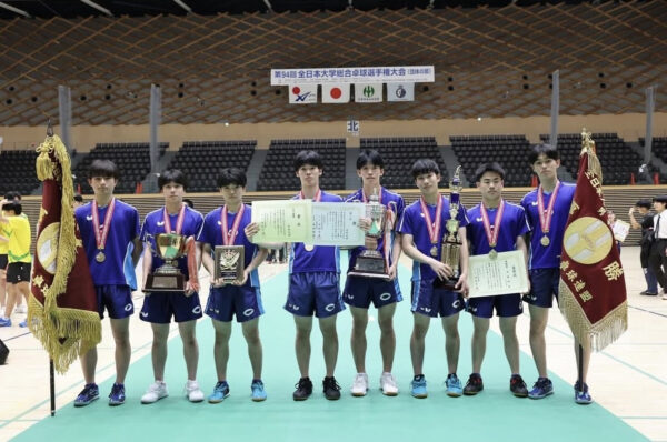 中央大学卓球部33年ぶりの快挙インカレ（団体の部）で優勝